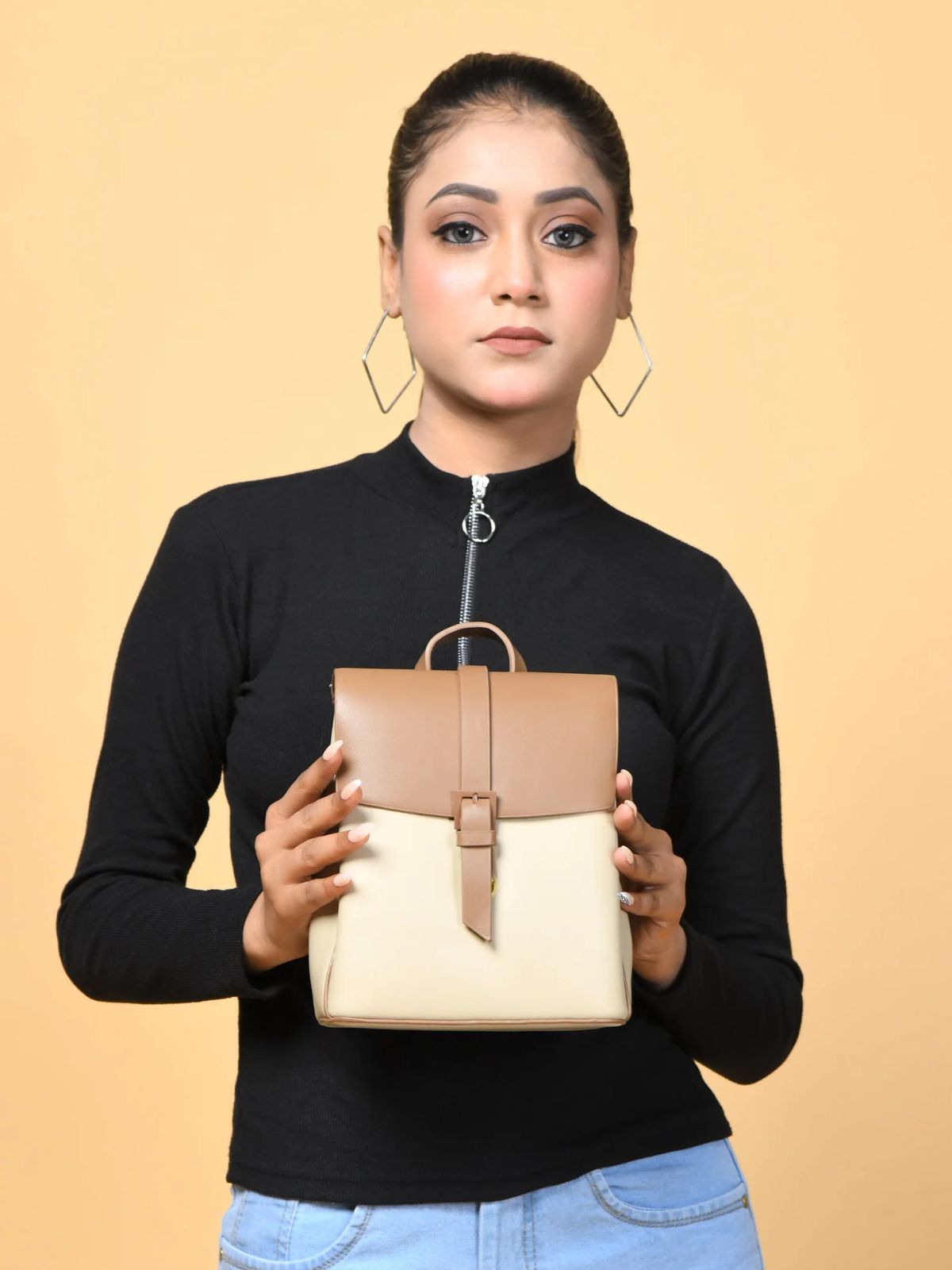 Claire Women’s Convertible Backpack